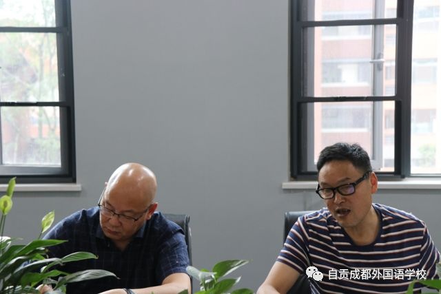 自貢市外國語學(xué)校--加強安全工作，構(gòu)建安全校園