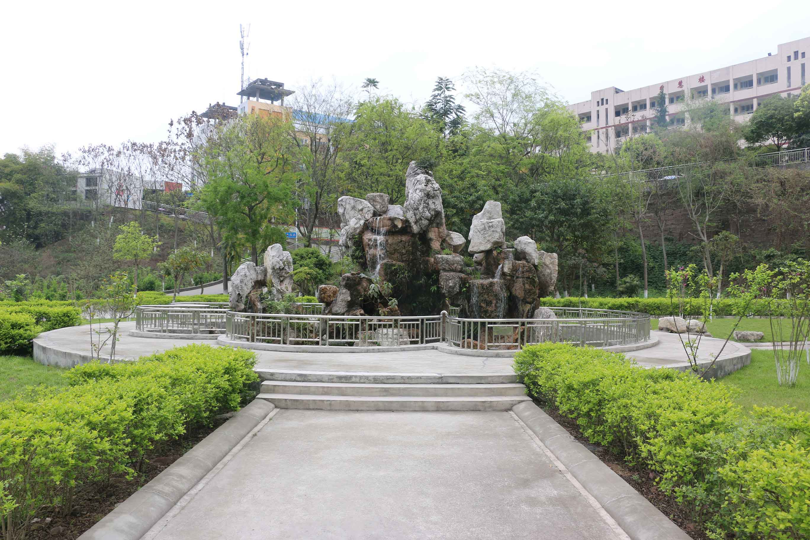 樂(lè)至縣吳仲良中學(xué)2018年分?jǐn)?shù)線(xiàn)