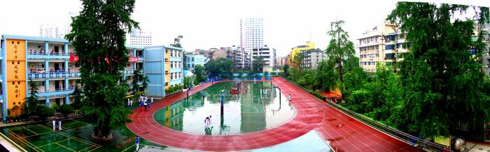 成都石室聯(lián)合中學(xué)地理位置在哪兒？