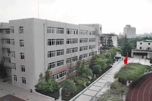 列五中學(xué)石公辦還是民辦？
