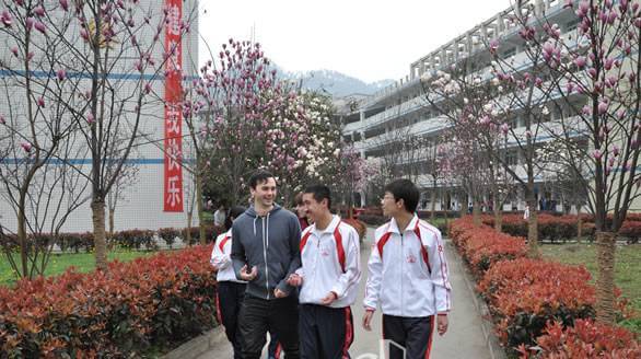 高縣中學(xué)怎么樣、好不好？