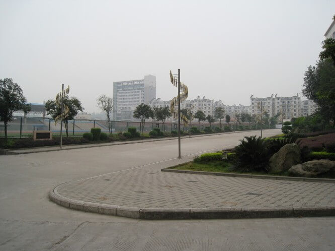 隆昌一中好不好？