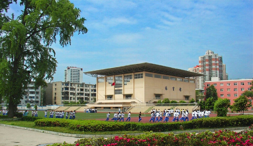 成都鐵路中學(xué)在哪？