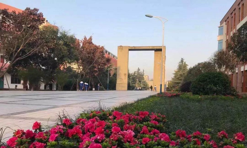 羅江中學(xué)在哪里，有沒有地址？