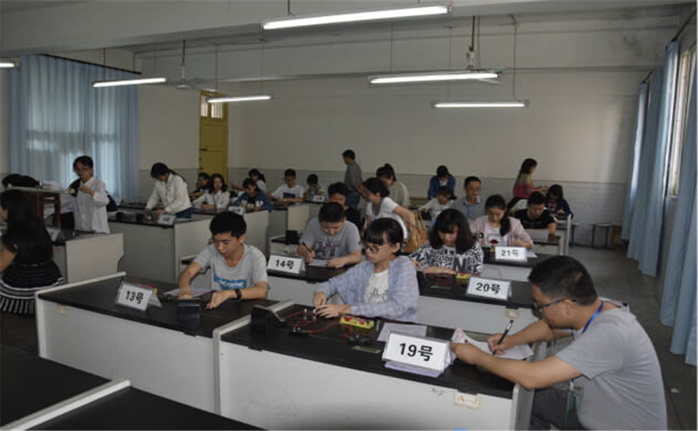 內(nèi)江第三中學(xué)學(xué)校環(huán)境怎么樣？