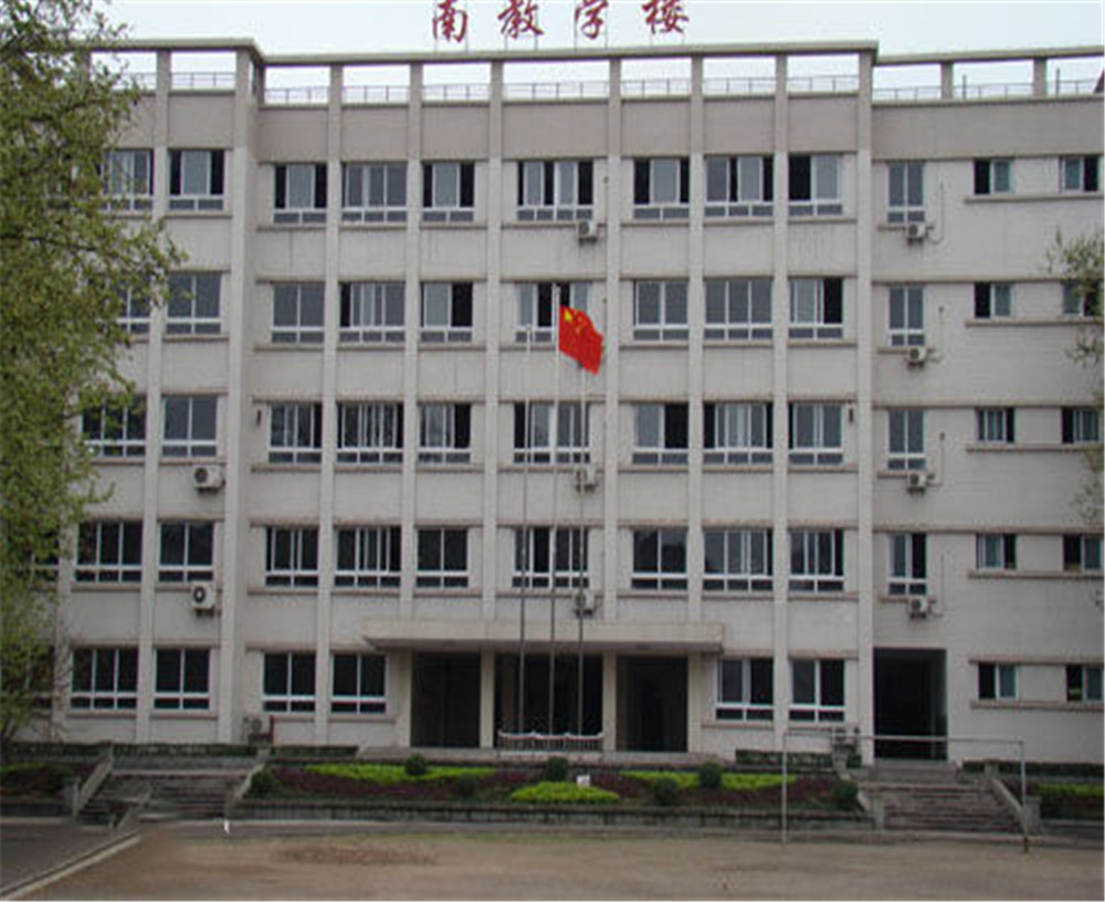 達州鐵路中學(xué)學(xué)校詳細地址在什么地方？