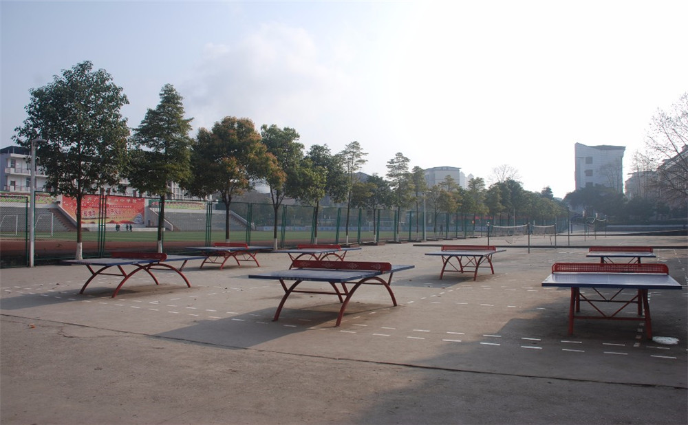 廣安代市中學(xué)的詳細(xì)地址在什么地方？