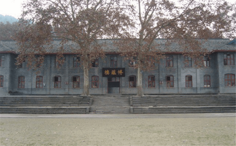 閬中市老觀中學(xué)學(xué)校環(huán)境怎么樣？