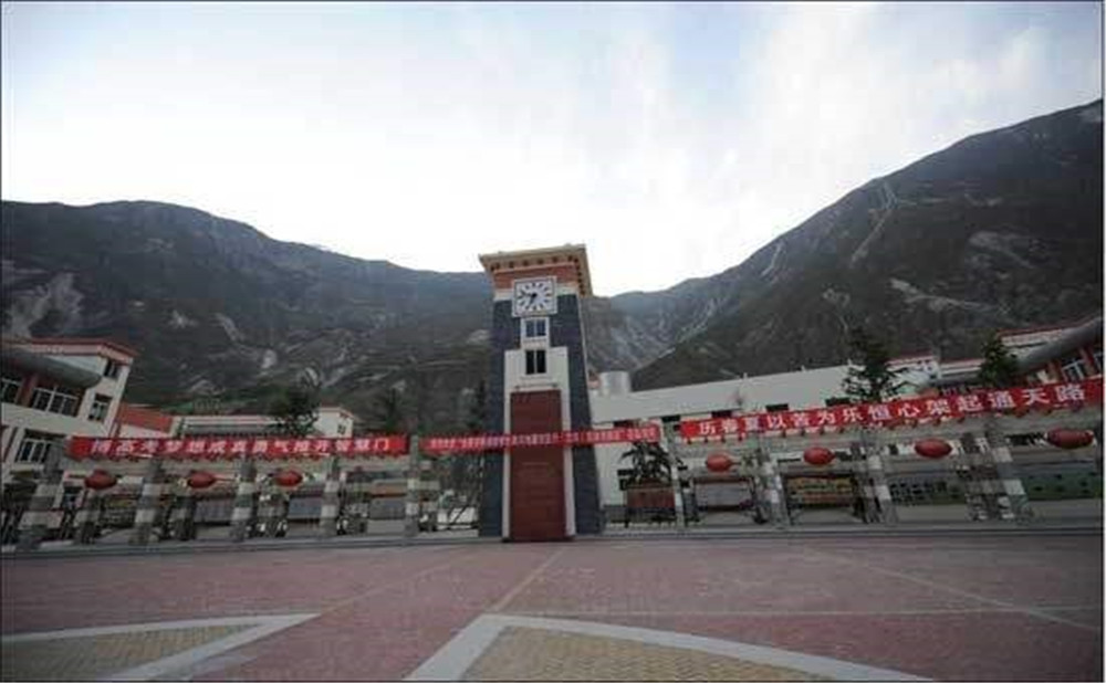 汶川中學2020年的錄取分數(shù)先是多少？