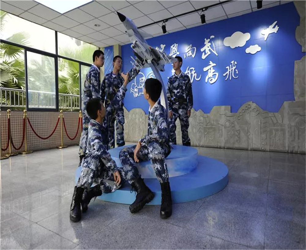 四川大學(xué)附屬中學(xué)每年的學(xué)費多少錢？