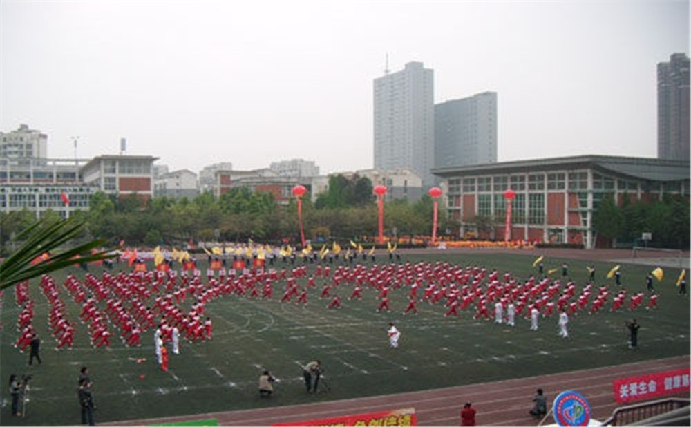 成都文武中學(xué)的高中怎么樣？