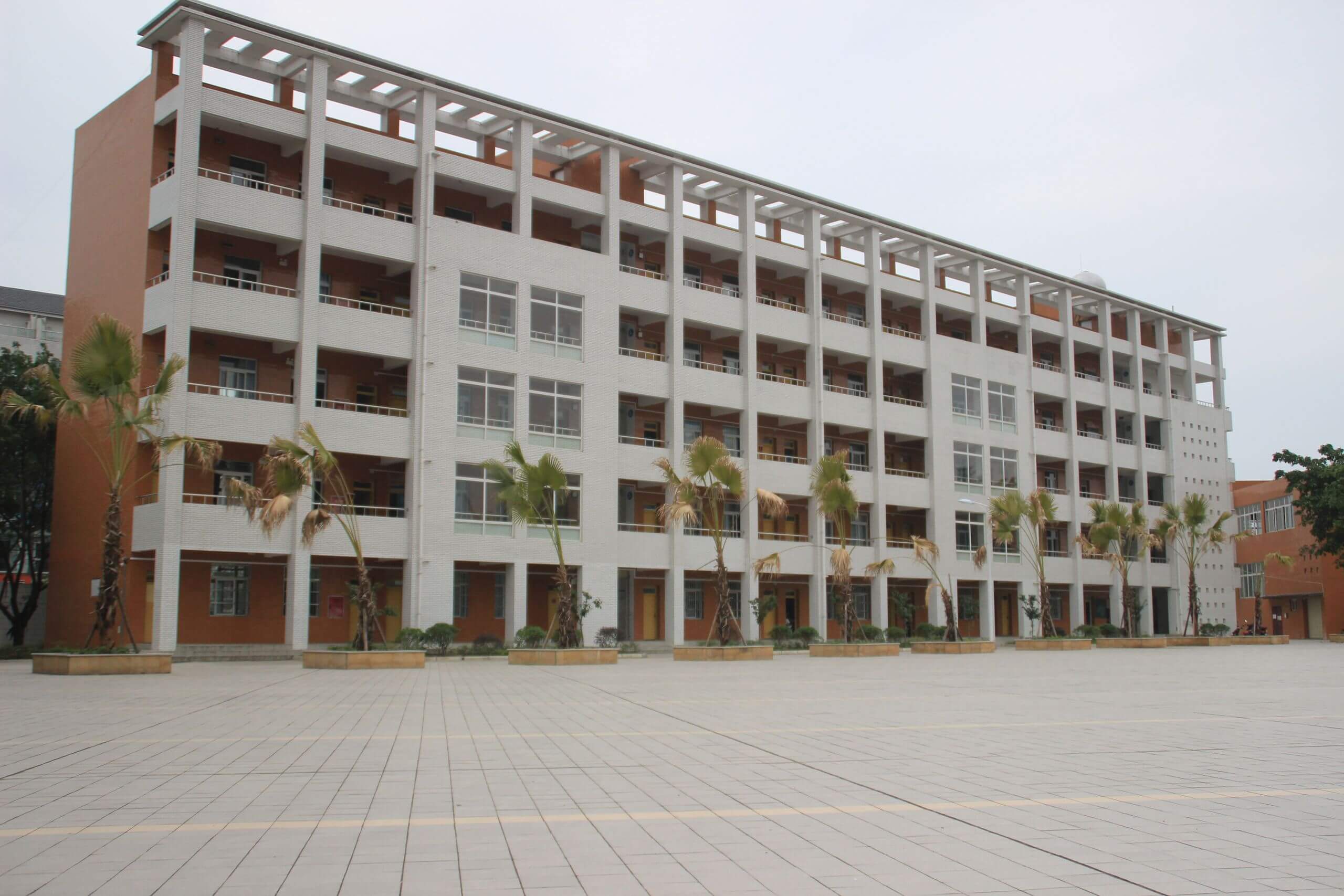 金堂實(shí)驗(yàn)中學(xué)的高中怎么樣？
