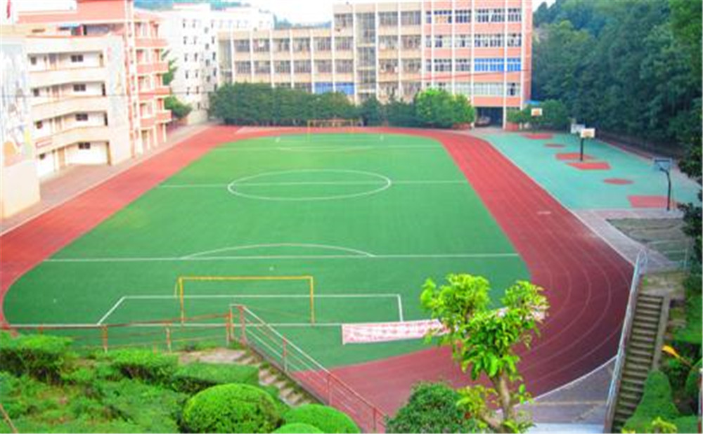 簡陽實驗中學(xué)的高中住宿怎么樣？
