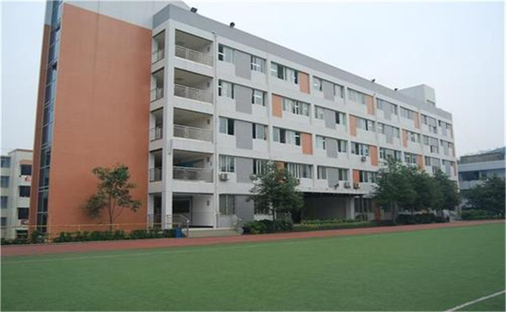 石橋中學(xué)近三年的錄取分?jǐn)?shù)是多少？