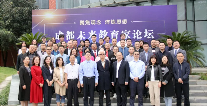 新津中學(xué)的學(xué)費(fèi)是多少？