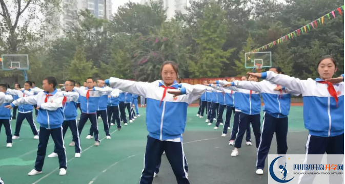 成都市鹽道街中學(xué)的老師好不好？