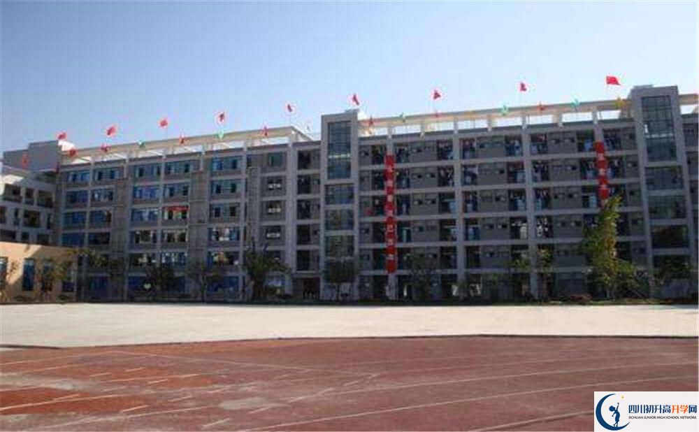 成都十二中（四川大學附屬中學）的老師好不好？