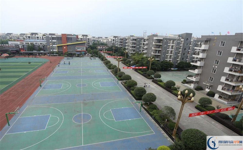 大彎中學(xué)的老師好不好？