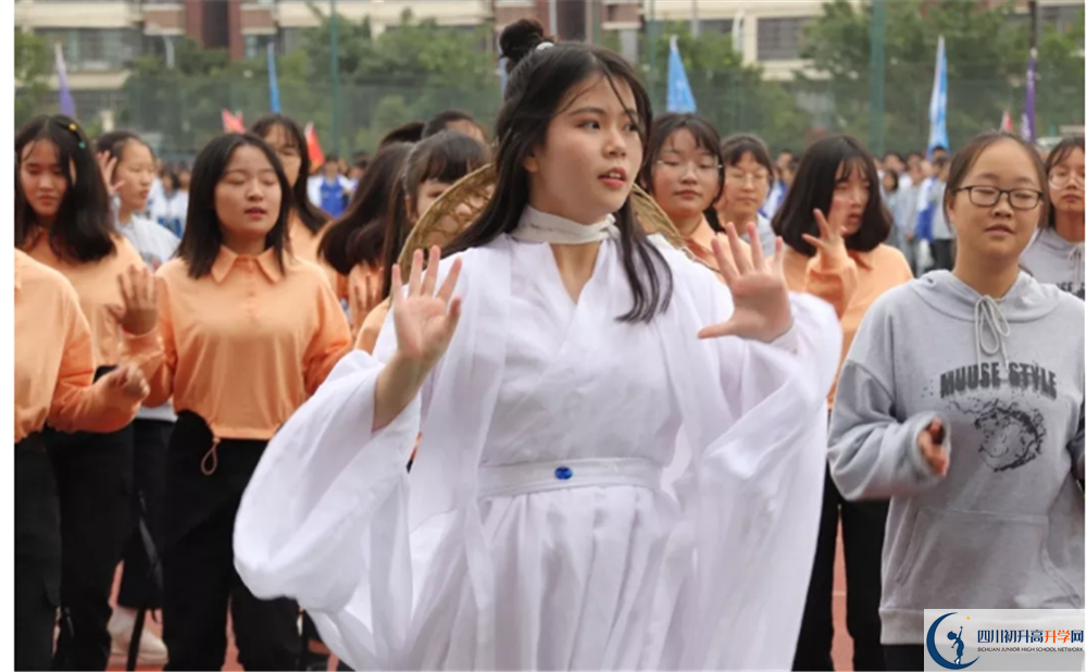 淮口中學(xué)的高中住宿好不好？