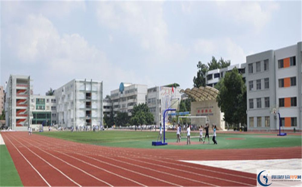 成都鐵路中學(xué)2020年清華北大上人數(shù)是多少？