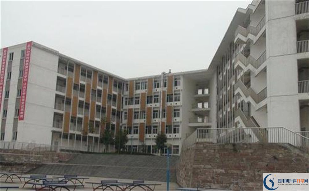 成都經(jīng)開區(qū)實(shí)驗(yàn)中學(xué)2020年外地生自主招生錄取名單在哪看？