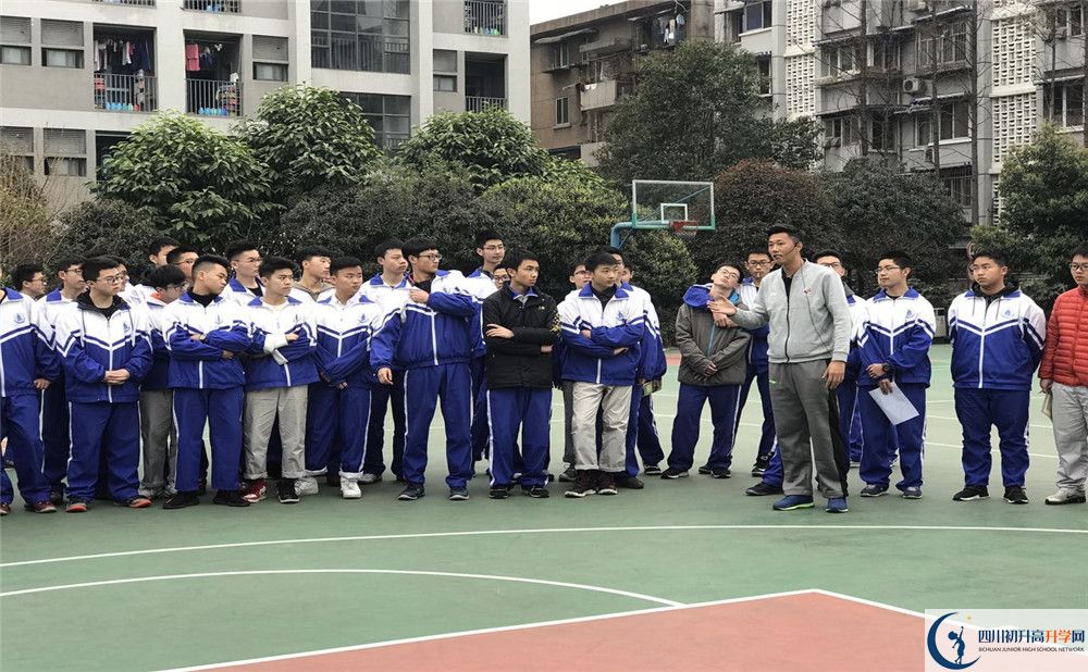 成都大學(xué)附屬中學(xué)初升高難不難？