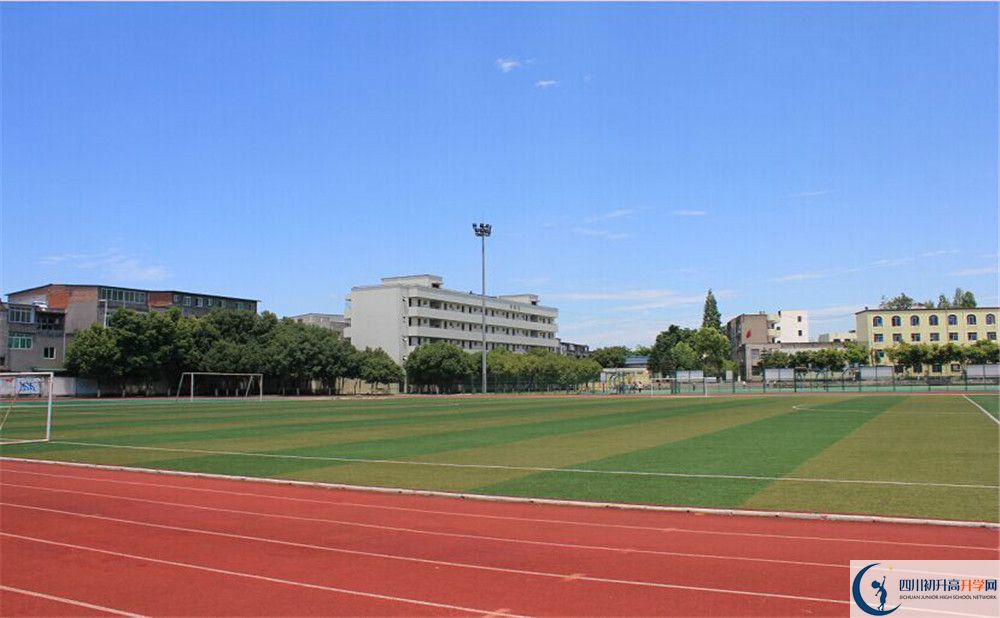 成都市籍田中學(xué)招生考試科目有哪些？
