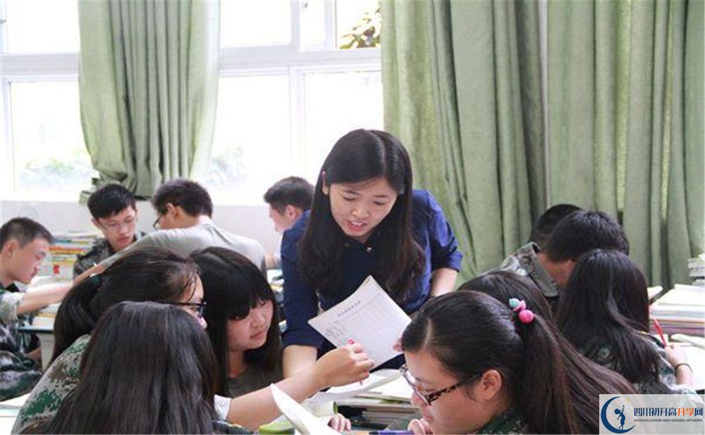 八一聚源高級中學(xué)的高中住宿怎么樣？
