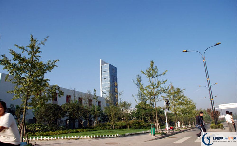 成都樹(shù)德中學(xué)光華校區(qū)高中平行班怎么樣？