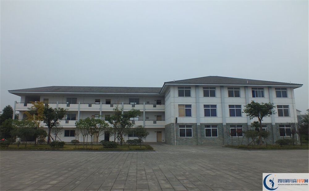 淮口中學(xué)在全國(guó)高中排名是多少？