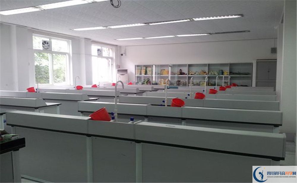 2020西南交通大學(xué)附屬中學(xué)平行班升學(xué)率高嗎？