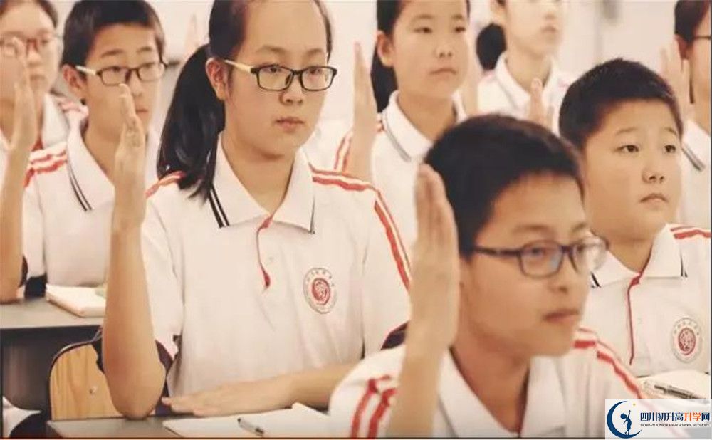 成都市第四十九中學(xué)補(bǔ)課多少錢？