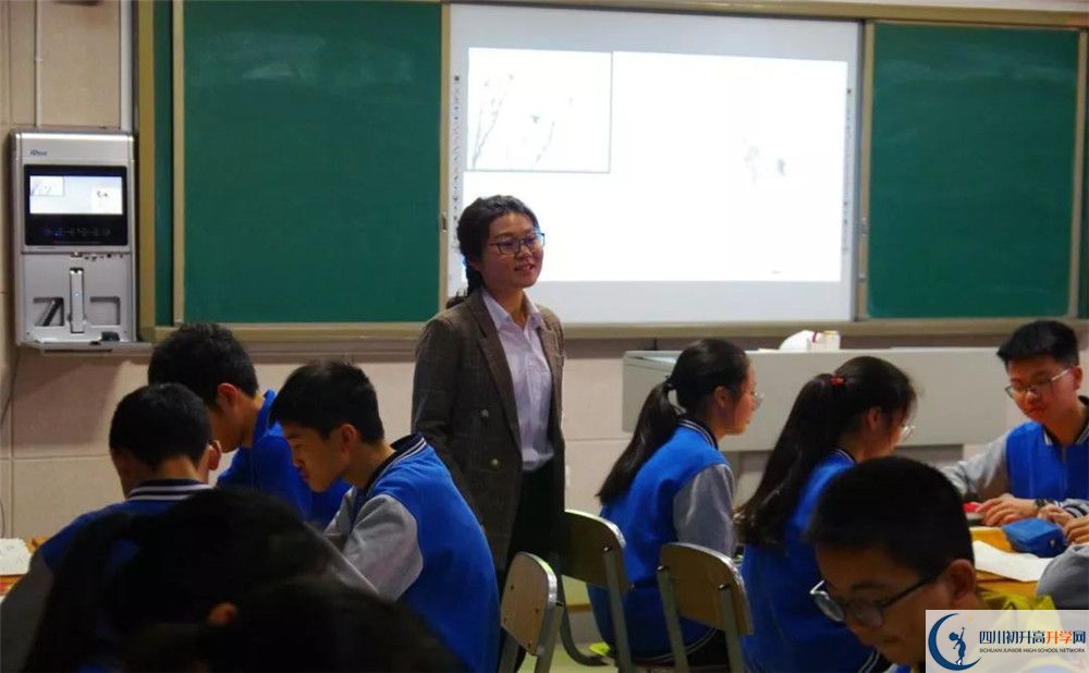 2020成都實驗中學二診數(shù)學試題答案在哪看？