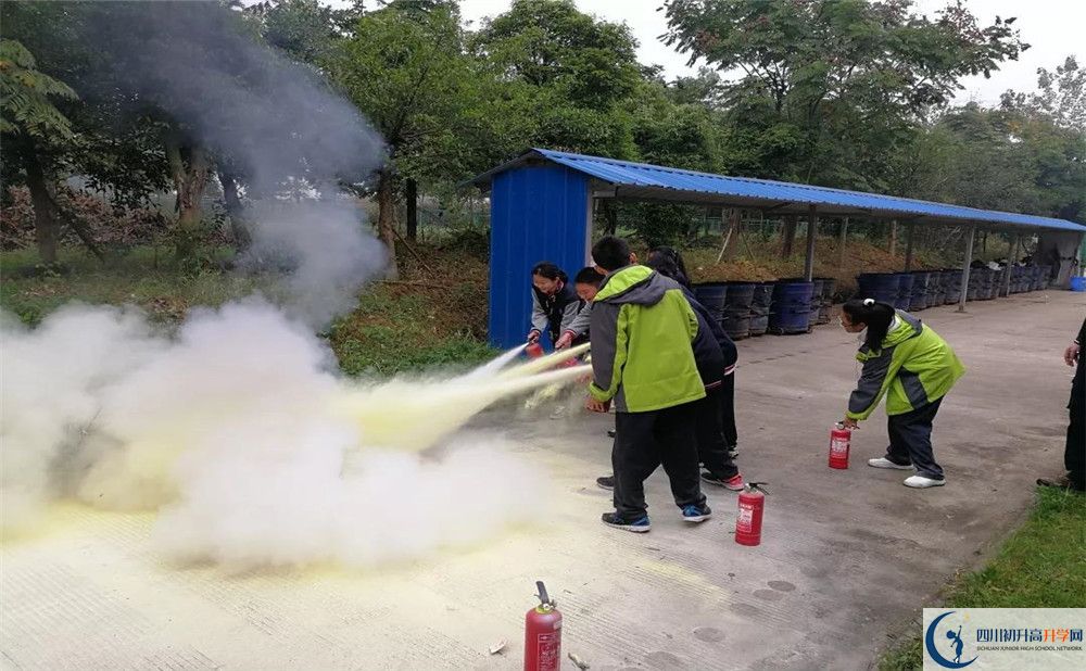 成都經(jīng)濟技術(shù)開發(fā)區(qū)實驗中學高一作息時間是多久？