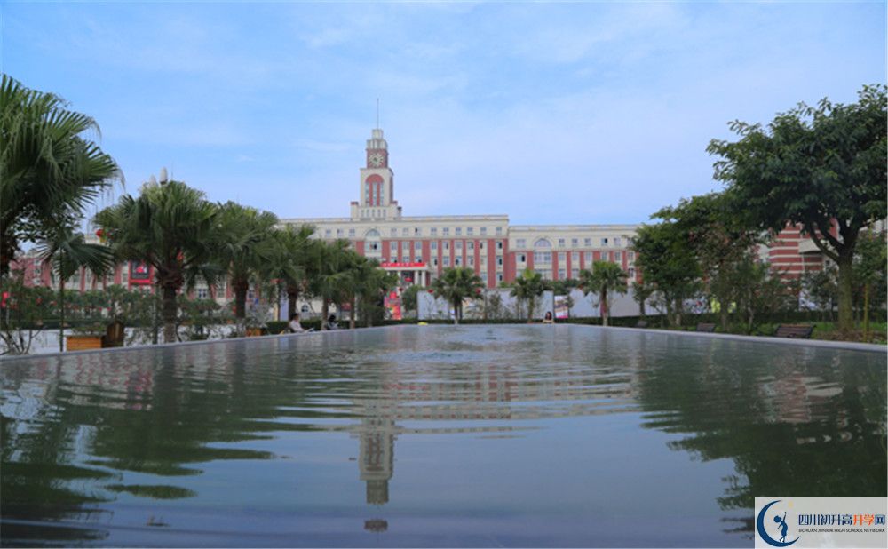 四川師范大學(xué)附屬中學(xué)高三診斷考試時(shí)間怎么安排？