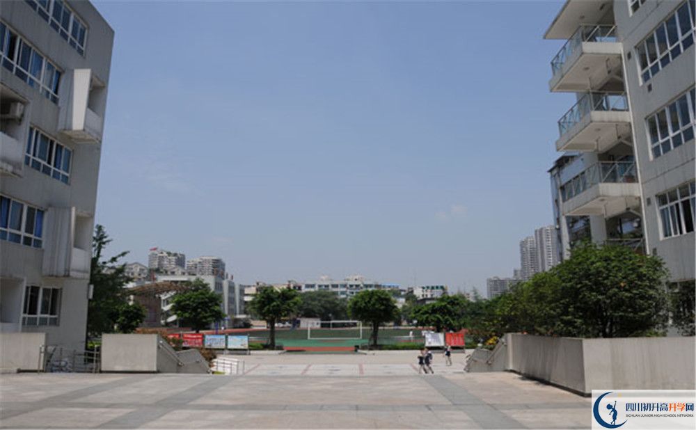 成都鐵路中學(xué)2020年報名考試時間是否有調(diào)整？