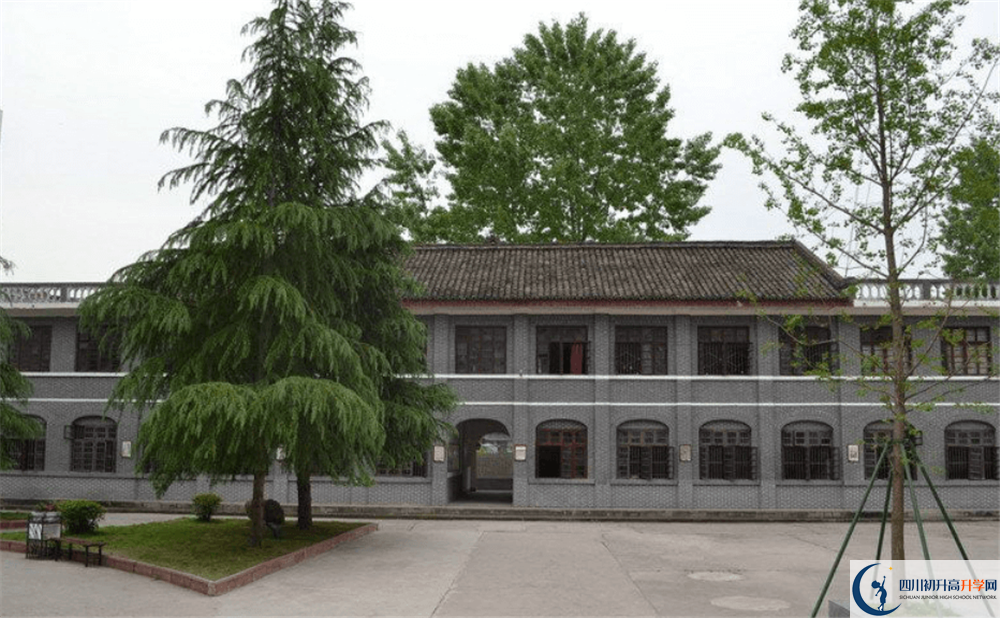 閬中市柏埡中學(xué)今年的錄取條件是否有變化？