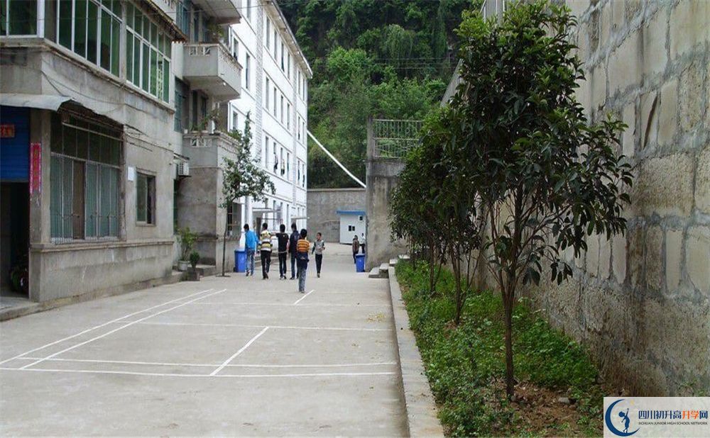 玉山中學(xué)2020暑假放假時(shí)間安排是怎么樣的？