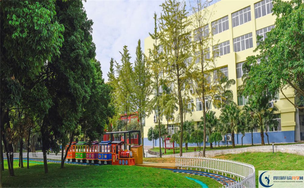 成都青苗國際雙語學校2020年師資如何？