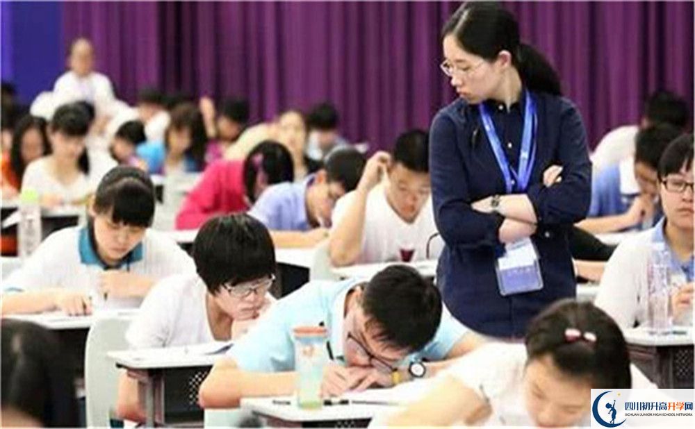 2023年成都市大彎中學(xué)考清華北大人數(shù)有多少？